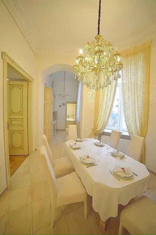 Goldenapartmentlviv Apartment